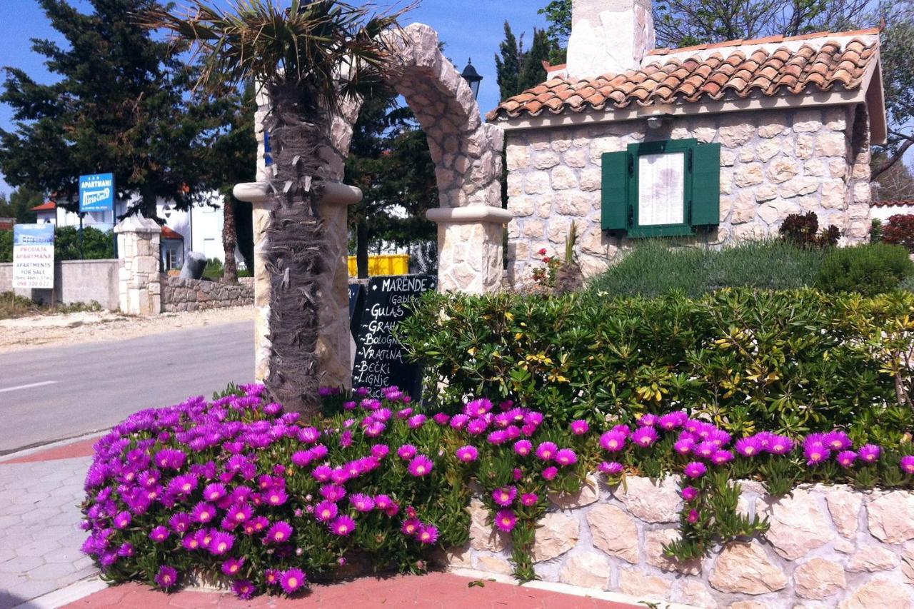 Apartments With A Parking Space Vrsi - Mulo, Zadar - 3276 Екстериор снимка