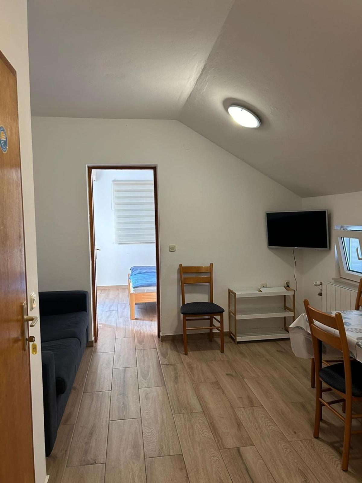 Apartments With A Parking Space Vrsi - Mulo, Zadar - 3276 Стая снимка