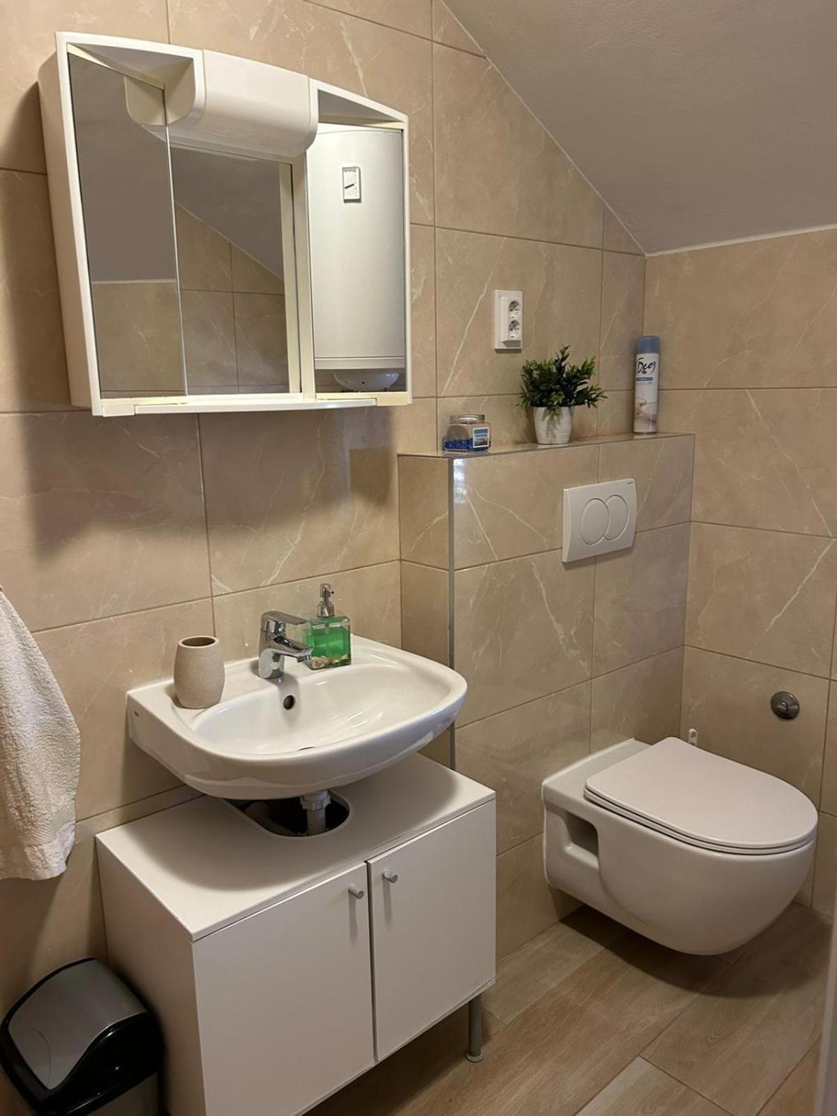 Apartments With A Parking Space Vrsi - Mulo, Zadar - 3276 Стая снимка