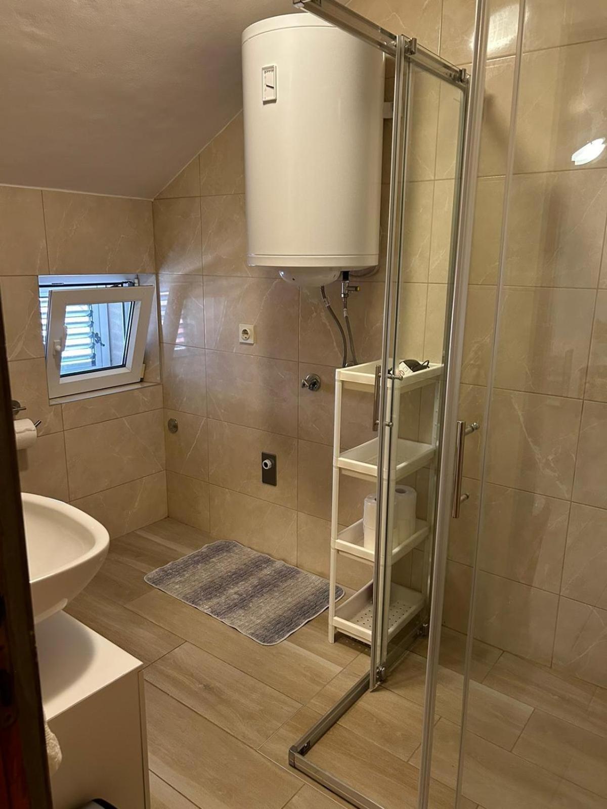 Apartments With A Parking Space Vrsi - Mulo, Zadar - 3276 Стая снимка